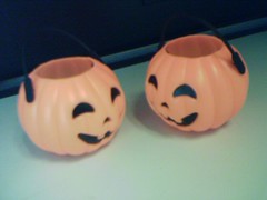 [Moblog] Last year's halloween toy