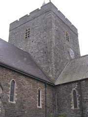 Tŵr yr eglwys, Llanbadarn Fawr