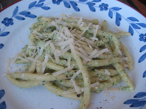 Handmade pasta with rucola pesto
